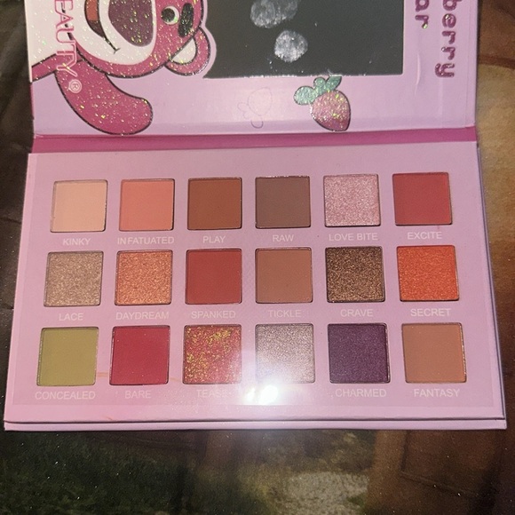 FAVOR BEAUTY - Picture 4 of 4